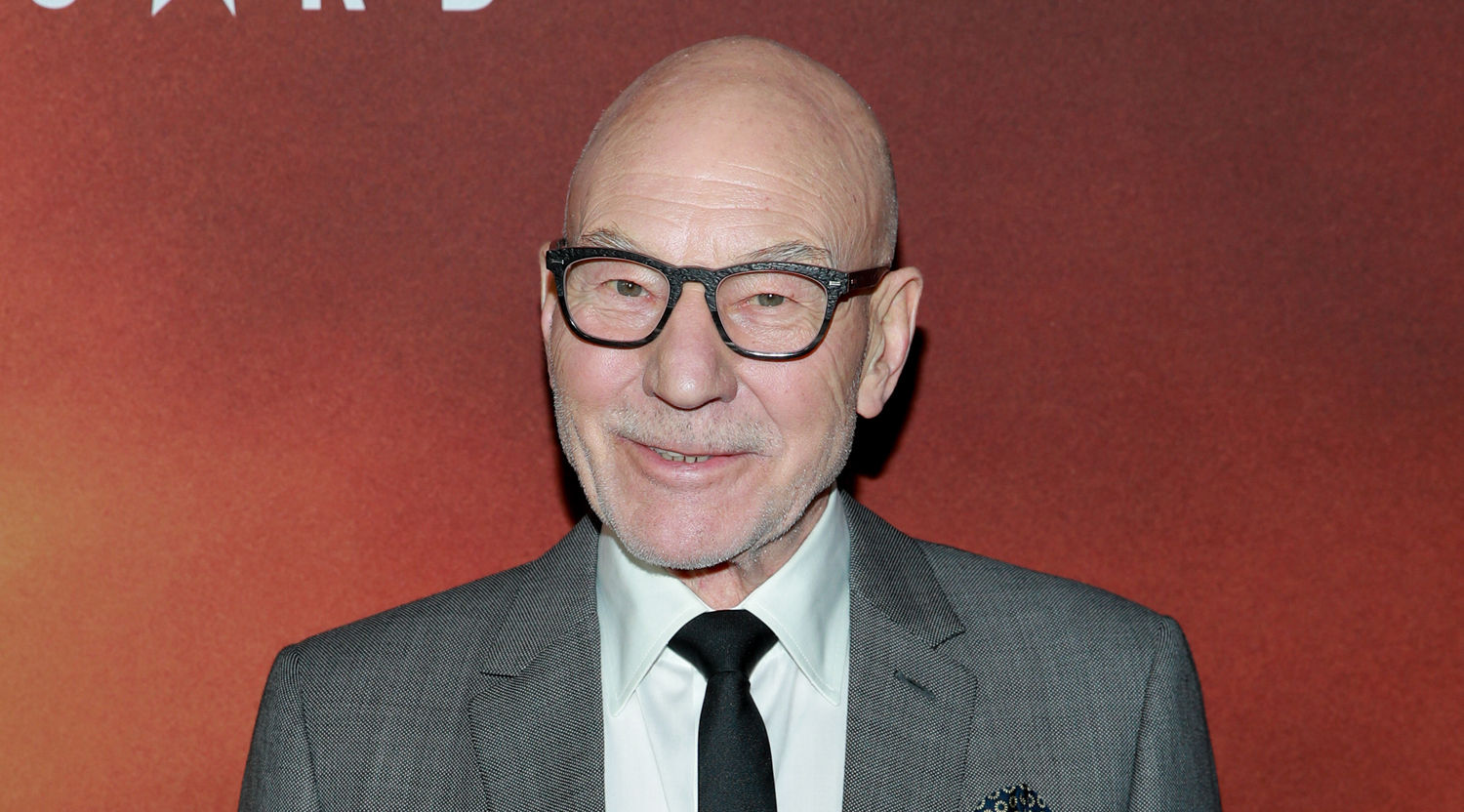 Patrick Stewart Joins Co-Stars at ‘Star Trek: Picard’ Premiere!