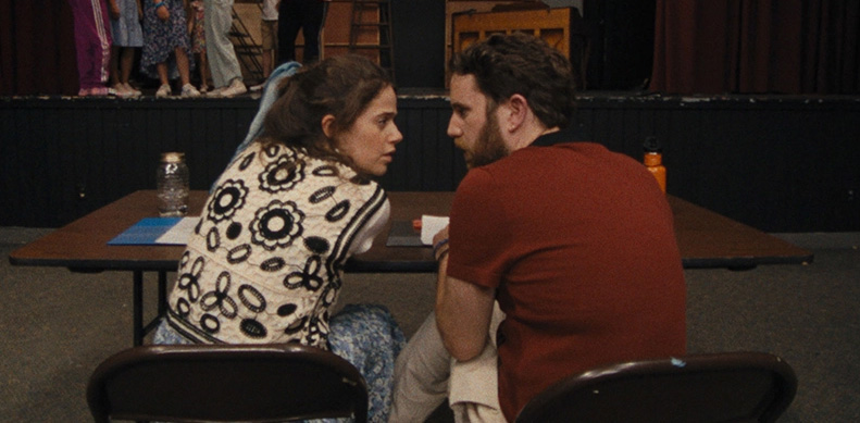 Ben Platt & Molly Gordon Star in First Trailer for ‘Theater Camp’ – Watch Now!